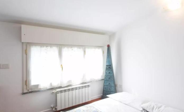 Vintage Apartment In Corvetto Area Milaan Buitenkant foto