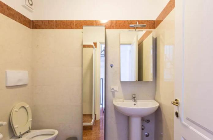 Vintage Apartment In Corvetto Area Milaan Buitenkant foto